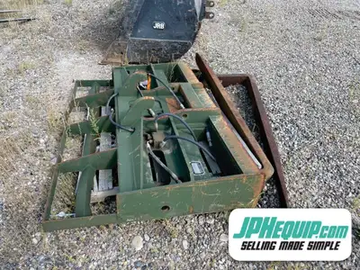 Hydraulic Pallet Forks for Skytrack Telehandler WE SHIP DIRECT TO YOU, USA, and Worldwide!! Financin...
