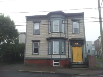 177 Duke Street Apt 4