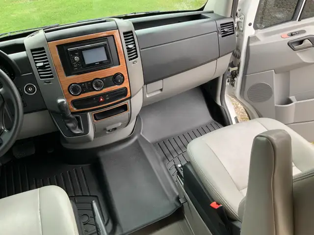 2010 Roadtrek RS Adventurous in RVs & Motorhomes in Barrie - Image 24