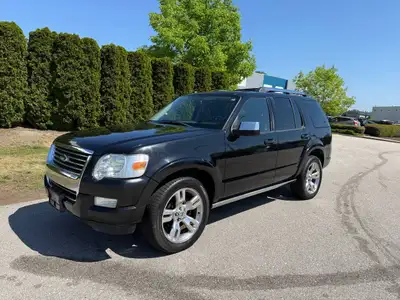 2010 Ford Explorer Limited AWD Automatic, 7 Passenger, Local BC Vehicle The 2010 Ford Explorer Limit...