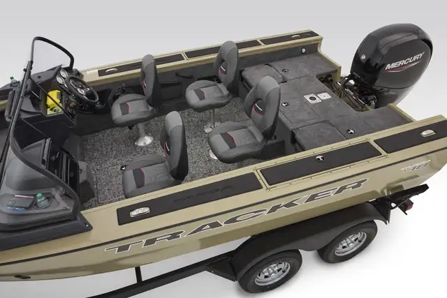 2026 TRACKER Targa V-18 Combo Fish & Ski Fishing boat in Powerboats & Motorboats in Prince Albert - Image 22