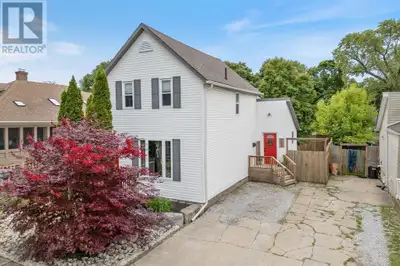 Welcome to 169 Bright St, a beautifully updated home in central Sarnia. Step inside to find a spacio...