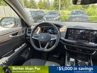 Command attention and embrace a refined journey in this pristine 2025 Volkswagen Atlas Highline, boa... (image 8)