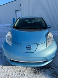 2015 NISSAN LEAF SV FWD ÉLECTRIQUE Livraison partout au Québec possible ** Tous les échanges sont ac... (image 9)