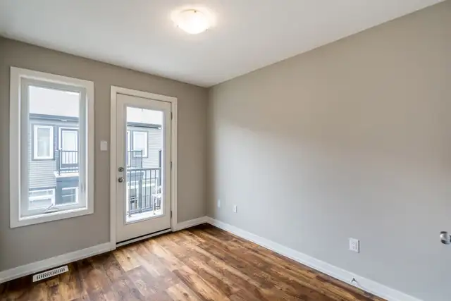 2 bedroom Townhouse for rent at 220-266 Livery St, Stittsville in Long Term Rentals in Ottawa - Image 9