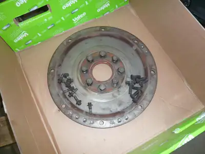 USED original factory set up, Clutch, flywheel, mounting plate and hardware for 2007-2015 Ram 2500-5...