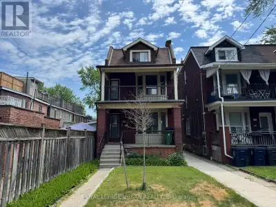 2ND FLOOR - 919 CARLAW AVENUE Toronto (Playter Estates-Danforth)