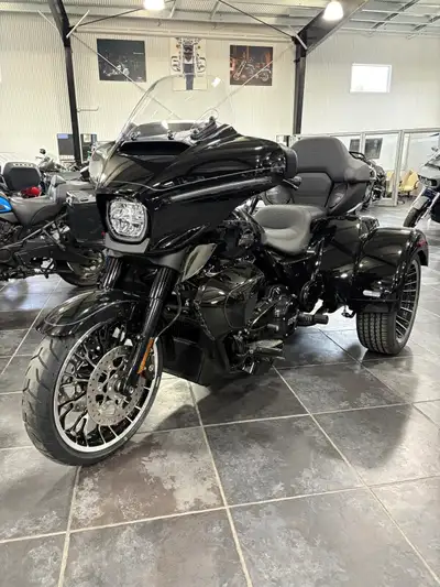 Oppotunity doesn't knock it RUMBLES!!! Looking for a Have you always wanted a Harley? Financing and...
