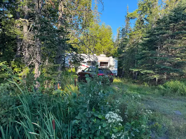 Very clean excellent condition outside and inside winterized RV in RVs & Motorhomes in Saint John - Image 2