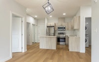 Amenities: In-suite Laundry • Walk-in Closets • Heated Underground Parking Suite & Building: Spaciou... (image 6)