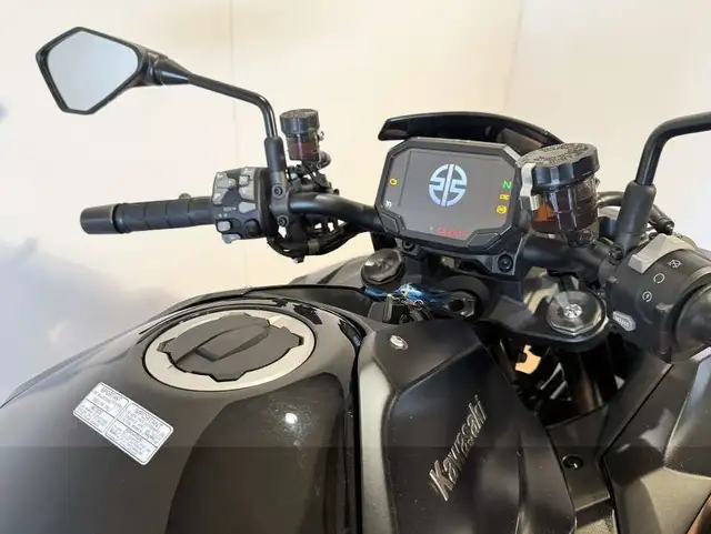 2020 Kawasaki Z H2 in Sport Bikes in City of Montréal - Image 8