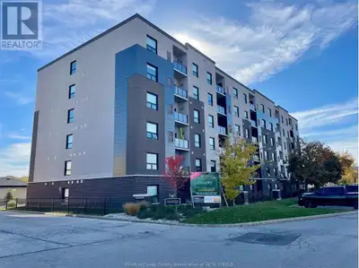 5885 ELLIS STREET Unit# 210 LaSalle, Ontario