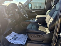 One Owner, 2500HD LTZ, 6.6L Duramax, Z71 Off-Road Pkg, Max Trailer Pkg, Safety Pkg, Convenience Pkg,... (image 5)