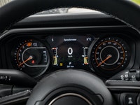 Welcome to 400 Chrysler Dodge Jeep Ram. 3.6L V-6 engine with 4x4 capability - Advanced infotainment... (image 3)