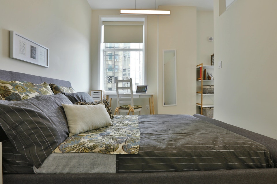 The Sterling Window Lofts - 1 Bedroom (02 Layout) Apartment for 2
