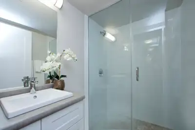 2 Bedroom Apartment for Rent in Welland! Fitch & Prince Charles, View more