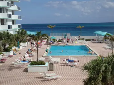 Condo - Hollywood - Florida  (Bord de la plage / beachside), View more
