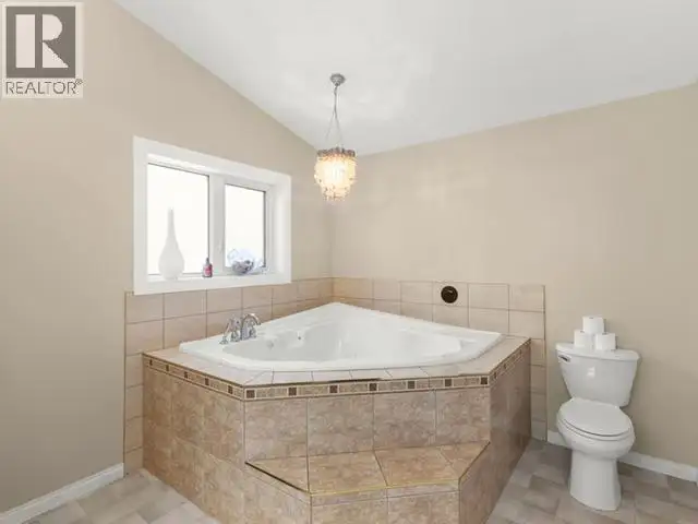 40 STOPE WAY Whitehorse, Yukon in Houses for Sale in Whitehorse - Image 25