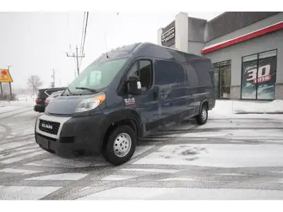 Ram ProMaster Cargo Van 3500 2020 High Roof 159WB avec moteur V6 3.6L developpant 280 hp et 260 lb-f...