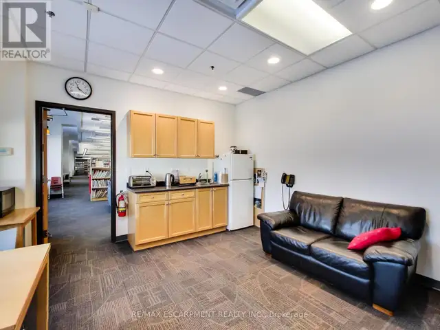 100 - 540 PLAINS ROAD E Burlington (LaSalle), Ontario in Commercial & Office Space for Sale in Oakville / Halton Region - Image 32