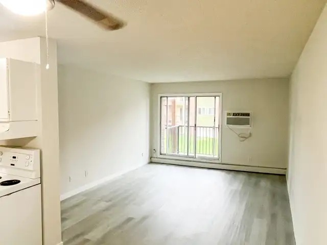 West Meadow Green Apartment For Rent | West Meadow Apartments in Long Term Rentals in Saskatoon - Image 19