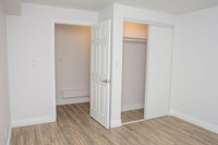 Welcome to 285 North Service Road, ideally situated in Mississauga in the Cooksville neighborhood, j... (image 5)