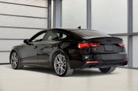 Traction intégrale Audi quattro / Black optics / Apple Carplay + Android Auto / Toit ouvrant panoram... (image 7)