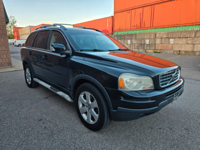2010 Volvo XC90 **7 Passenger** in Cars & Trucks in City of Toronto - Image 2