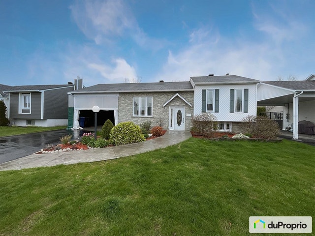 $525,000 - Split Level for sale in Sherbrooke (Fleurimont) — photo 1
