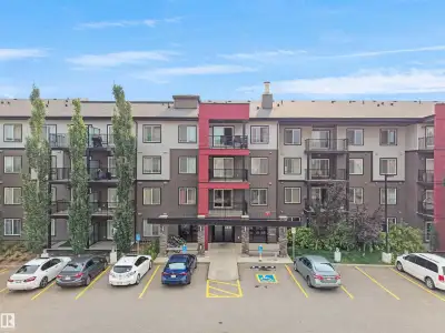 FIRST-TIME HOME BUYER OR INVESTOR ALERT! TOP-FLOOR UNIT | 2 BEDROOMS | 2 FULL BATHROOMS | 2 HEATED T...