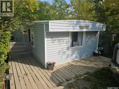 Year-Round Retreat Near White Bear Lake - This cozy, year-round home is perfectly situated just a sh...