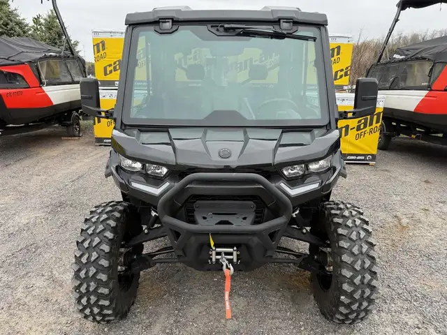 2025 Can-Am DEFENDER MAX LONE STAR CAB HD10 in ATVs in Muskoka - Image 3