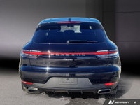 2021 Porsche Macan Le Porsche Macan S 2021 incarne le parfait équilibre entre performance sportive e... (image 3)