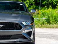 5.0L V8 engine for exhilarating power - Roush Stage 2 - Premium audio system for enhanced entertainm... (image 8)