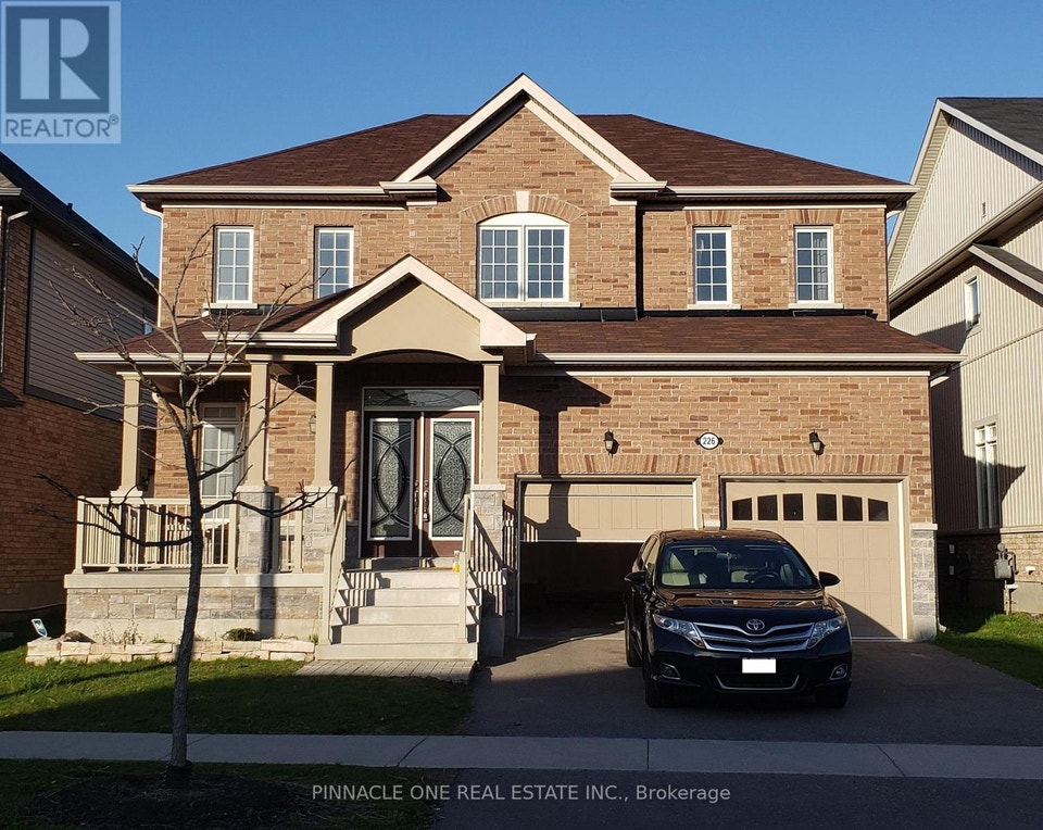 226 KENNETH COLE DRIVE Clarington (Bowmanville), Ontario 2