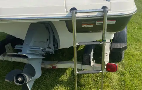 2008 Larson XLI 208, Volvo Penta and Trailer in Powerboats & Motorboats in Oshawa / Durham Region - Image 4