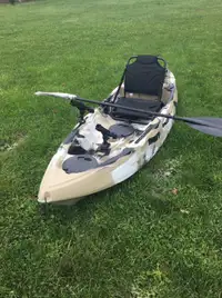 Volador3 fishing kayak with rod holder & free paddle