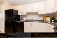 Broadstreet's Longwood Landing offers 1, 2, and 3 bedroom pet friendly apartments for rent in Nanaim... (image 6)