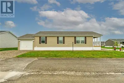 Envision a secure, relaxed Lake Erie life-style at Selkirk’s Shelter Cove Community (under new owner...