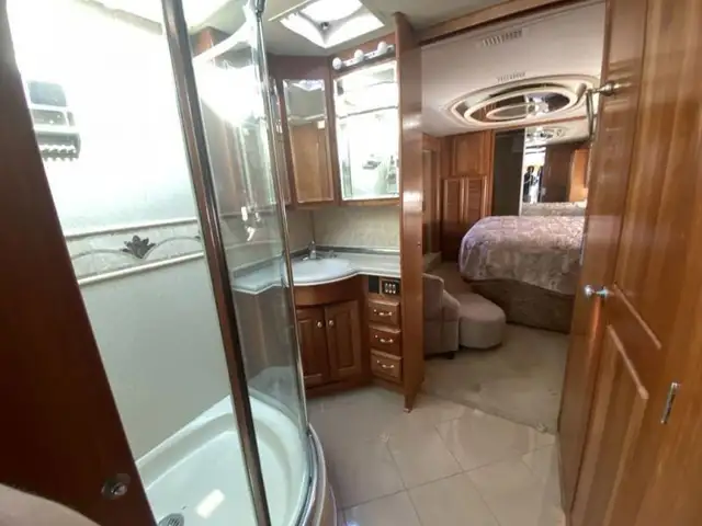 2006 Holiday Rambler Navigator 43PBQ in RVs & Motorhomes in Kelowna - Image 15