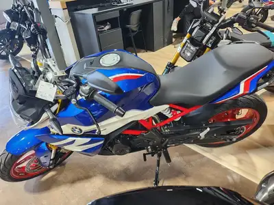 As per our “no hold policy” our inventory can vary from what is advertised. Please call us to confir...