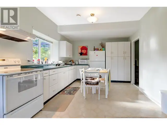 5165 Morrison Crescent Peachland, British Columbia in Houses for Sale in Penticton - Image 31
