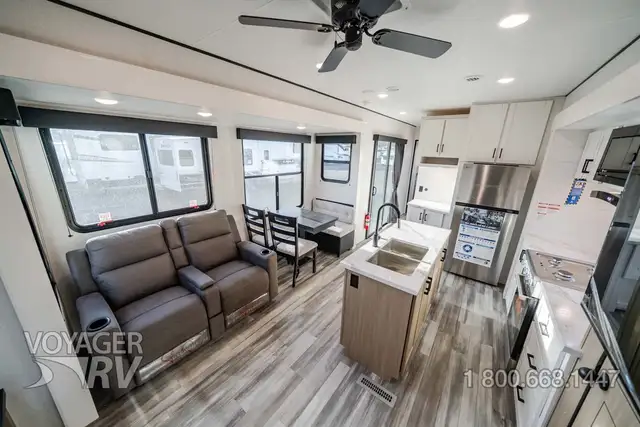2026 Jayco Jay Flight 401FLTS Bungalow in Travel Trailers & Campers in Kelowna - Image 50