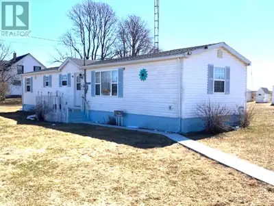 Centrally located between Summerside and Kensington. You will find this well looked after 2 bedroom,...