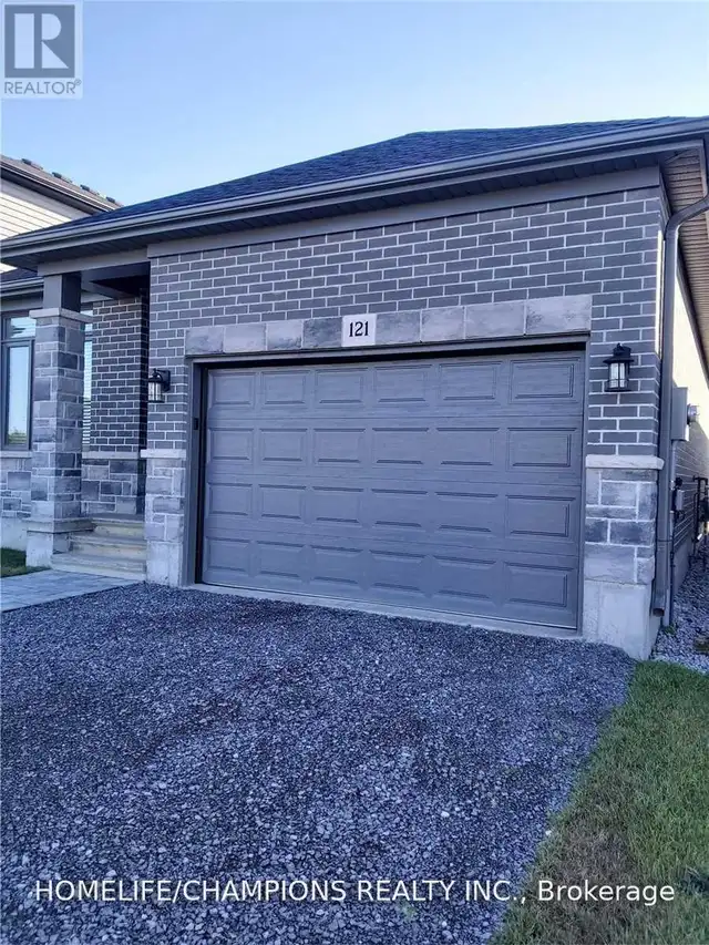 121 ESSEX DRIVE Belleville (Thurlow Ward), Ontario in Long Term Rentals in Belleville - Image 2