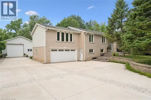 168 BREWERY Street Baden, Ontario in Houses for Sale in Kitchener / Waterloo - Image 4