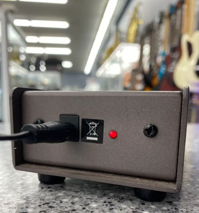 Apex APP2 48 Volt Phantom Power Supply in Pro Audio & Recording Equipment in City of Toronto - Image 4