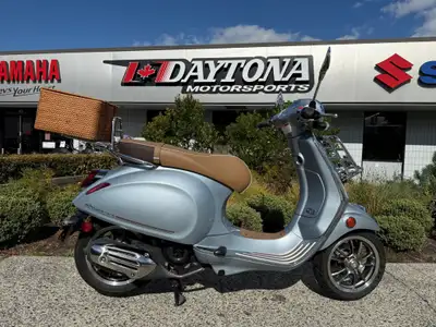 2023 VESPA PRIMAVERA 50 PIC NIC $3,999 + $199 DOC = $4,198 + TAX One owner, Carfax clean! Only 4500k...