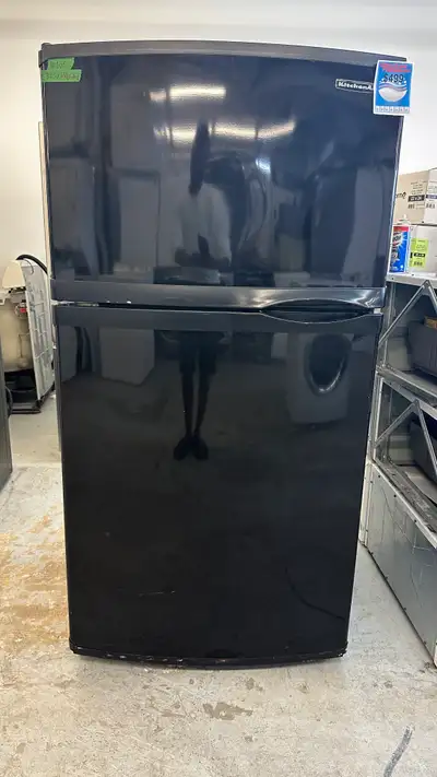 3105- Réfrigérateur Kitchenaid black noir congélateur en haut, View more