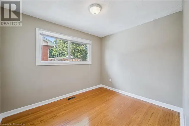 46 ORGAN Crescent Hamilton, Ontario in Houses for Sale in Hamilton - Image 25